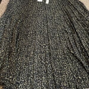 Nordstrom Max Studio Black and Gold Cheetah Print Skirt Size 3X Flowy Midi Pleat